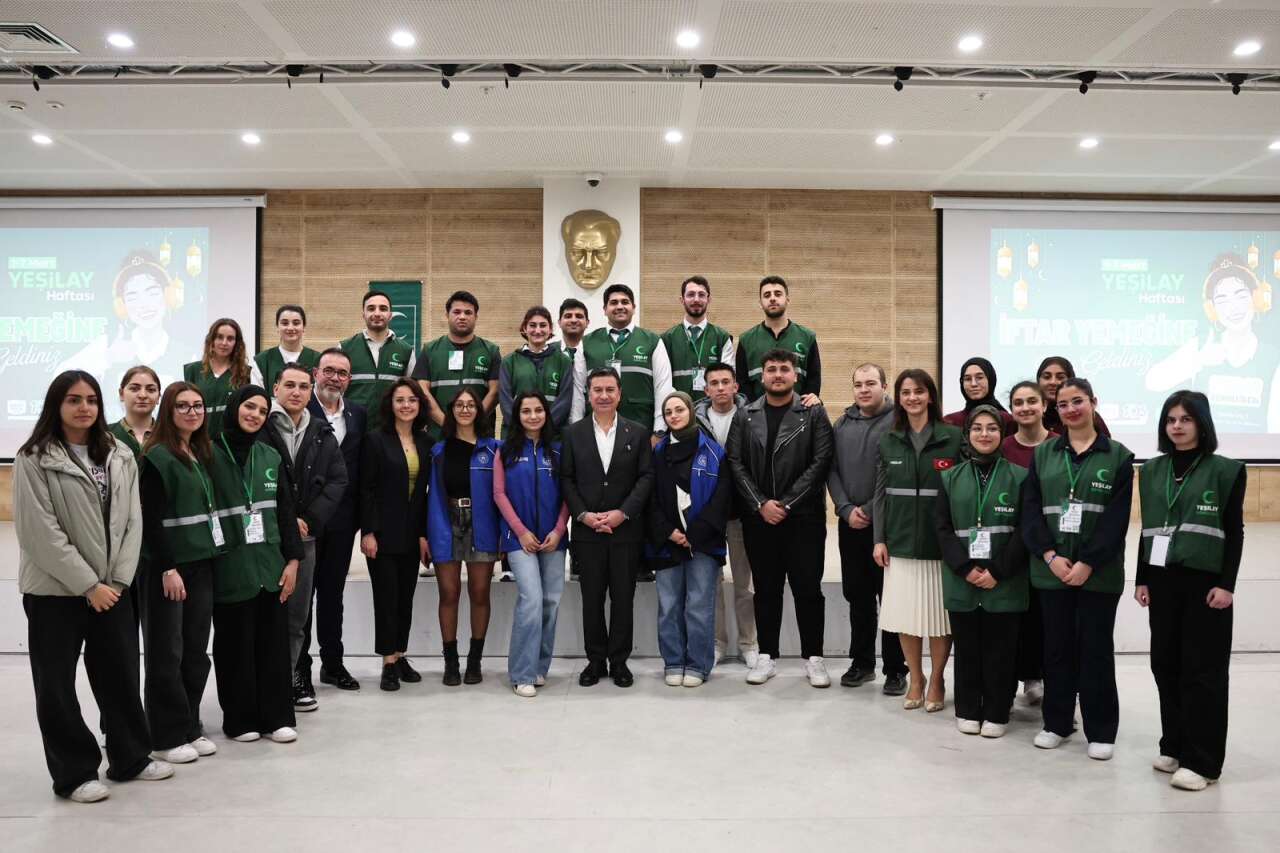 Büyükşehir ve Yeşilay Gençlerle Aynı Sofrada 7